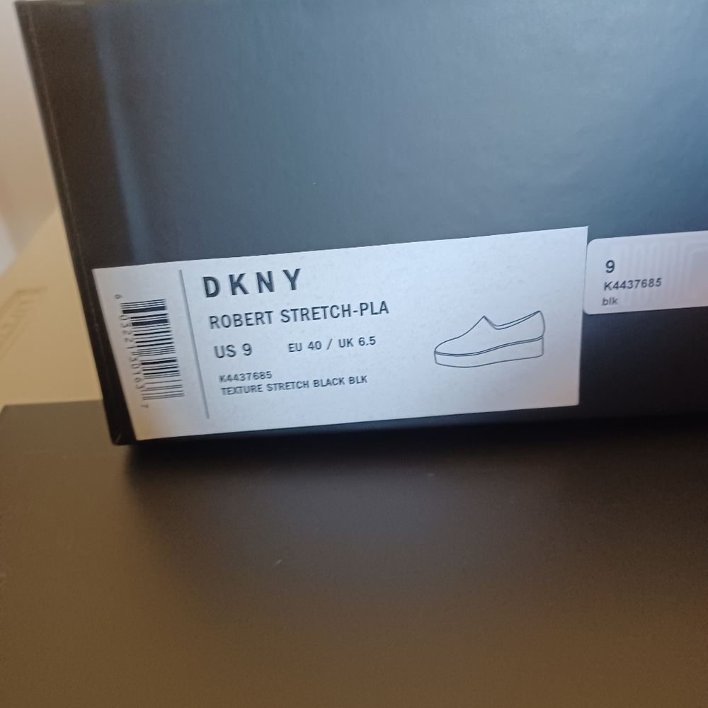 NEW DONNA KAREN